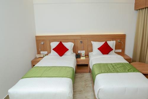 Kings Regency Kozhikode Exteriör bild
